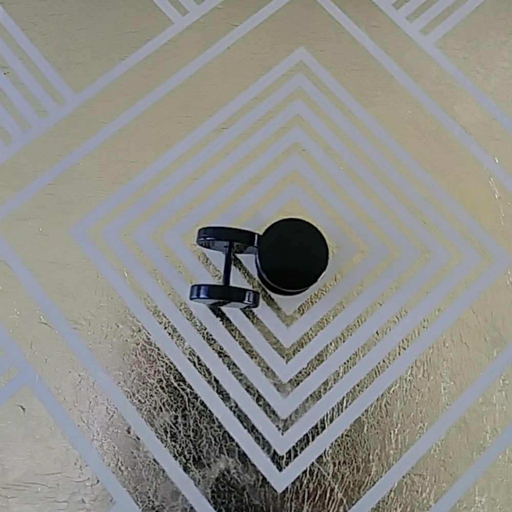 Fake ear gauges